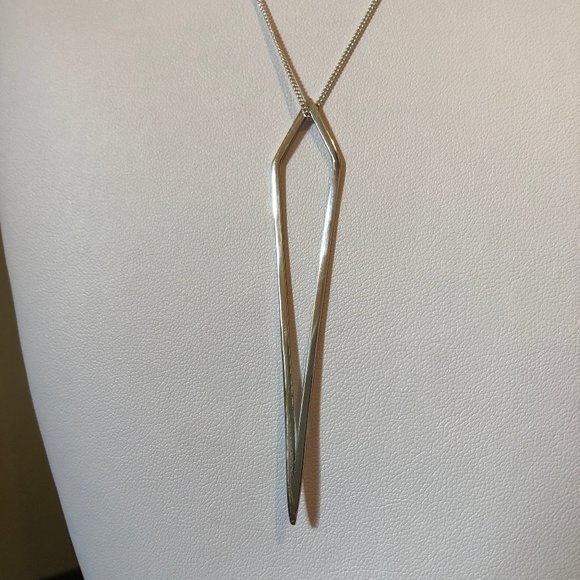 Sterling Silver pendant and chain - Picture 4 of 7